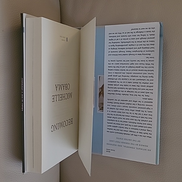 "Becoming" by Michelle Obama Hard Cover EUC - Picture 7 of 9